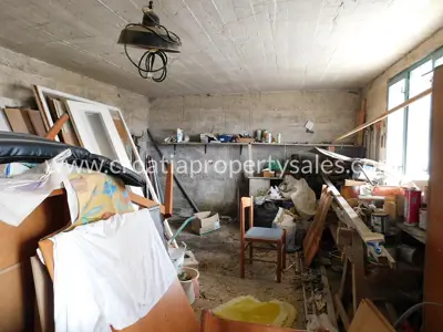 Haus, Brač, 210 m², 250 000 € - 7