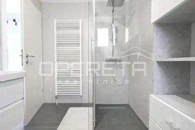 Wohnung 85 m², Črnomerec - Terrasse 80 m² und Garten 300 m² - 6