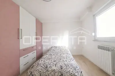 Wohnung 85 m², Črnomerec - Terrasse 80 m² und Garten 300 m² - 8