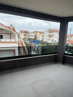 Stan u Vodicama, 1. kat, 3 spavaće sobe i terasa - 22