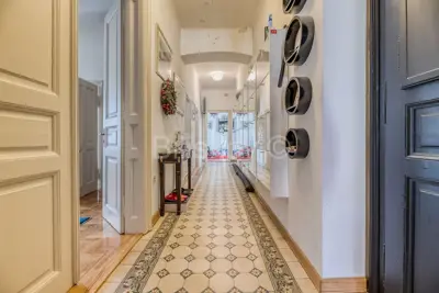 Zu verkaufen, Zagreb, Donji grad, Vierzimmerwohnung, Balkon - 11