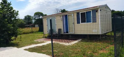 Prodaje se kuća od 30 m² s okućnicom od 349 m² u Rovinju,