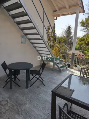Stan 180 m², Opatija - Centar, 3 jedinice i 3 parkirna mjesta - 22