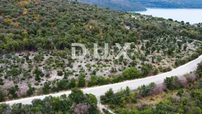Poljoprivredno zemljište 800 m², Rakalj - 600 m od mora