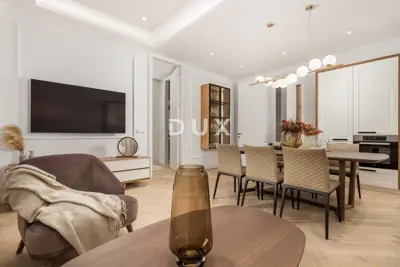 Apartment 71 m², Opatija - Centar, 50 m from the sea