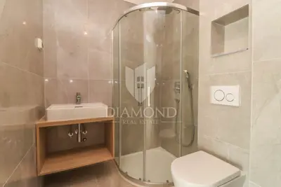 Stan 129 m², Pomer - pogled na more i bazen - 6