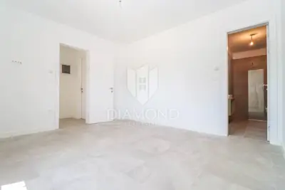 Stan 129 m², Pomer - pogled na more i bazen - 10
