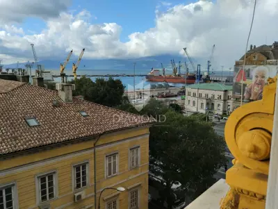 72 m² Wohnung, Rijeka Centar - Vila Ploech und historische Lage - 2