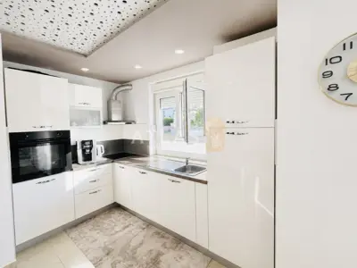 Stan 33 m², Crikvenica - blizu mora i lođa - 2