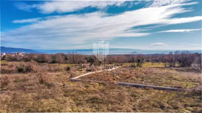 Land plot for sale in Peruški