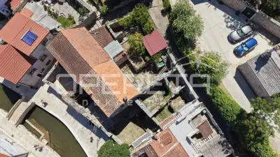 Stone house 80 m², Vrboska by the waterfront and parking - 7