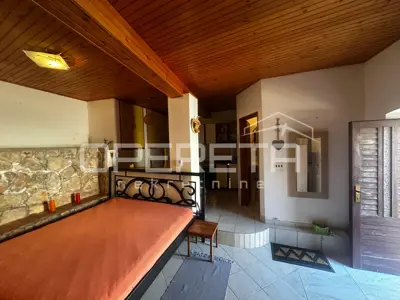 Stone house 80 m², Vrboska by the waterfront and parking - 16