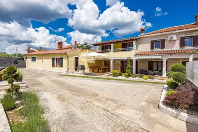 Kuća u Marčani, bazen i uređena okućnica - 6