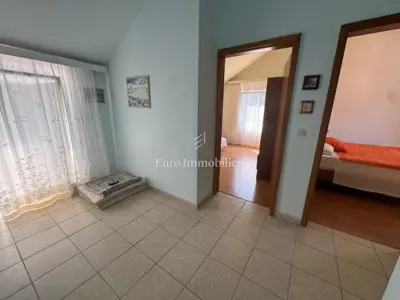 Kuća u Stomorskoj, Šolta - 3 spavaće sobe i 2 terase - 11