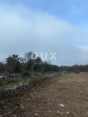 Građevinsko zemljište, Marčana - mirna lokacija i privatnost - 9