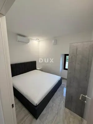 Kuća 180 m², Gedići - pogled na more i terasa 30 m² - 13