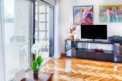 Kuća 3 apartmana, Veruda Pula, vrt i parking za 3 vozila - 6