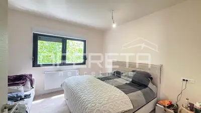 Haus 270 m², Markuševec - 4 separate Wohnungen - 4