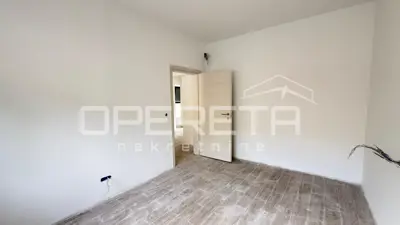 Haus 270 m², Markuševec - 4 separate Wohnungen - 15