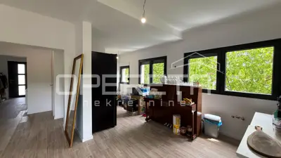 Haus 270 m², Markuševec - 4 separate Wohnungen - 3