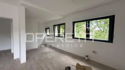 Haus 270 m², Markuševec - 4 separate Wohnungen - 13