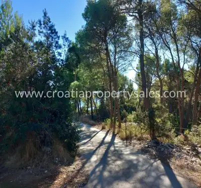 Grundstück, Brač, 1 129 m², 140 000 € - 4