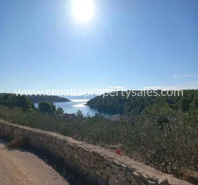 Grundstück, Brač, 1 129 m², 140 000 €