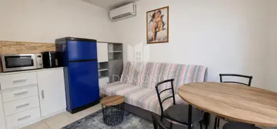 Studio apartment 18 m², Umag center - separate entrance - 3