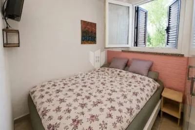 Studio apartment 18 m², Umag center - separate entrance - 4