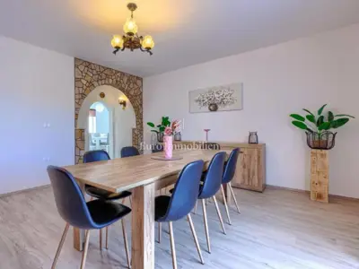 Haus 315 m², Labin - Pool und Konoba - 3