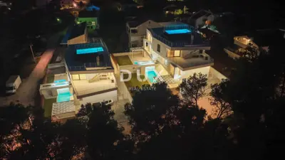 Urbane Villa 439 m², Kožino - 3 Apartments und Meerblick - 13