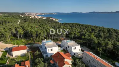 Urbane Villa 439 m², Kožino - 3 Apartments und Meerblick - 8
