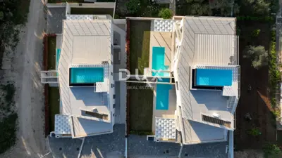 Urbane Villa 439 m², Kožino - 3 Apartments und Meerblick - 5