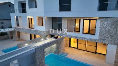 Urbane Villa 439 m², Kožino - 3 Apartments und Meerblick - 2