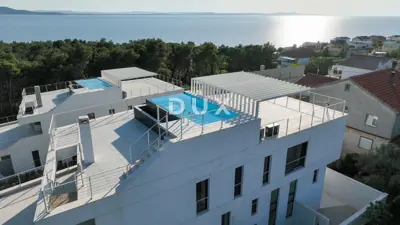 Urbane Villa 439 m², Kožino - 3 Apartments und Meerblick - 7