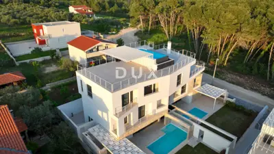 Urbane Villa 439 m², Kožino - 3 Apartments und Meerblick - 4