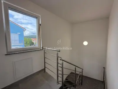 Dvojna vila s bazenom u Jadranovu - 17