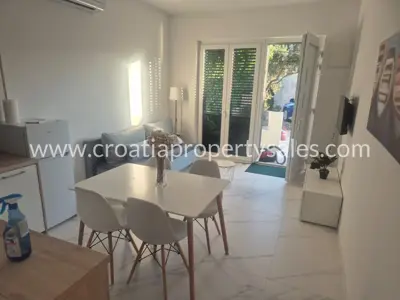 Wohnung, Omiš, 30 m², 4 Zimmer, 570 000 € - 2