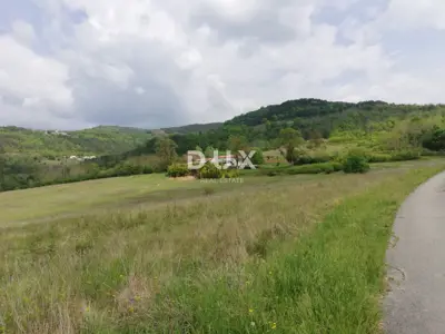 Građevinsko zemljište, Motovun - 5.575 m², TRP zona - 11