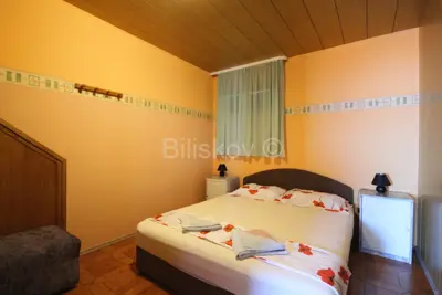 Apartmanska kuća 1 036 m², Omiš - 150 m od plaže - 18