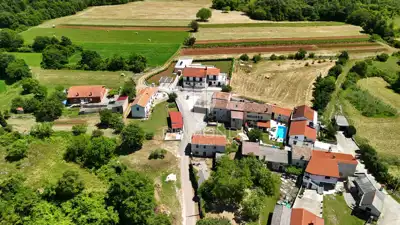 Baugrundstück 808 m², Žminj - ruhige Lage - 2