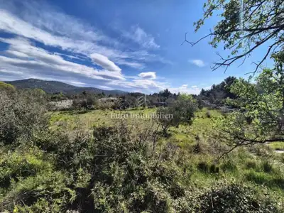 Građevinsko zemljište 2.814 m², Dubrava kod Tisnog - mirna lokacija