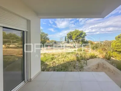 Wohnung mit 2 Schlafzimmern und Balkon, Meerblick - Šibenik