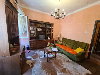 Stan 78 m², Pula Centar - pješačka zona i autentičan duh - 12