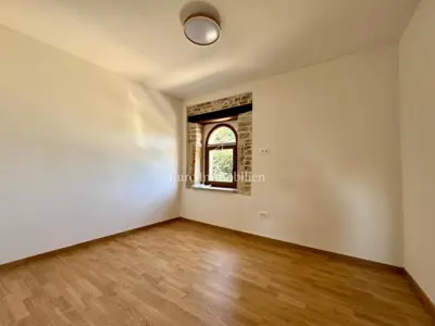 Haus 65 m², Barban - Doppelhaushälfte aus Stein - 4