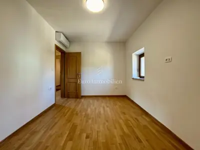 Haus 65 m², Barban - Doppelhaushälfte aus Stein - 3