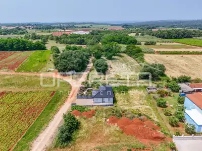 Grundstück 650 m², Poreč - Baugenehmigung - 3