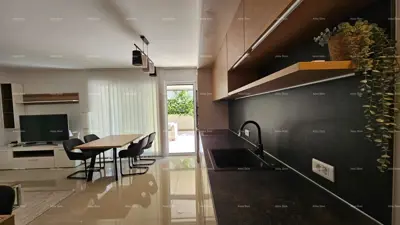 STOJA Modernes Apartment mit 80 m² Terrasse, 100 m vom Meer in Pula! - 2
