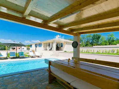 Vila 215 m², Labin - bazen i vrt - 6