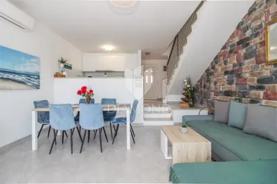 House for sale in Umag, 91 m² - 2